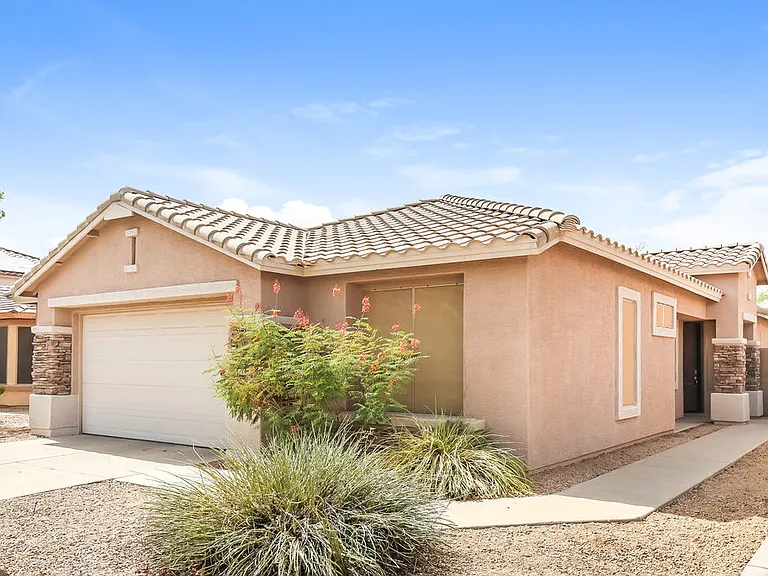15233 W Banff Ln — Photo 3