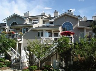 8 Crestmont Rd, Bedminster, NJ 07921