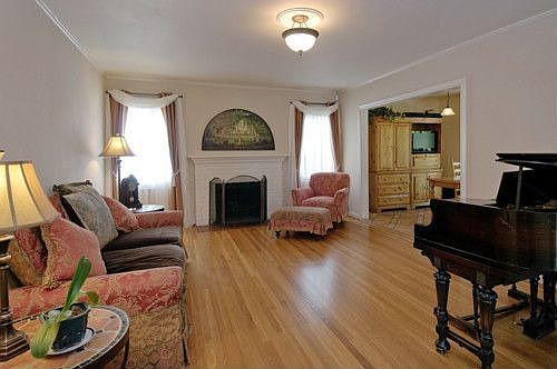 3rd image of 1531 Pepper Dr