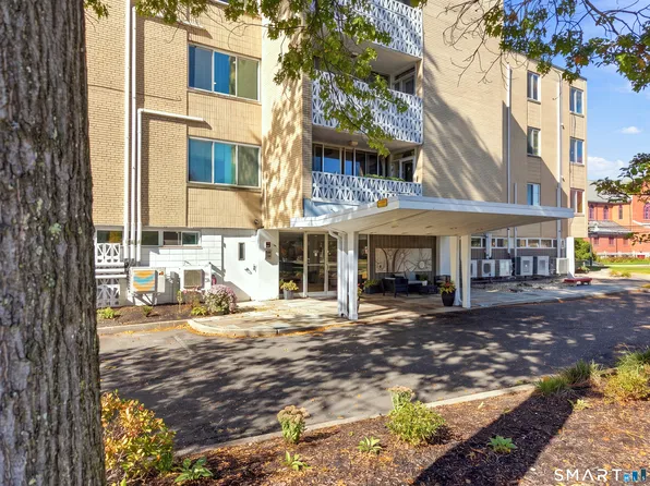 5 Bishop Road #304, West Hartford, CT 06119