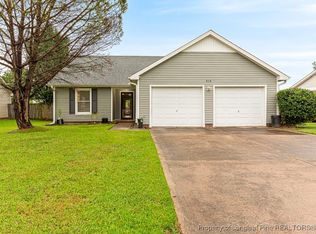 414 Murray Fork Dr, Fayetteville, NC 28314