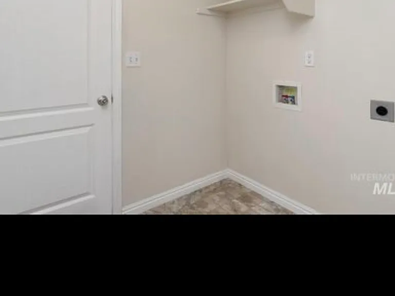 59 W Indian Rocks St — Photo 3