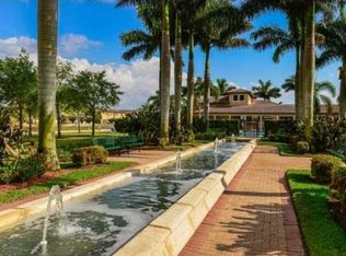 617 SW 147th Ave, Pembroke Pines, FL 33027