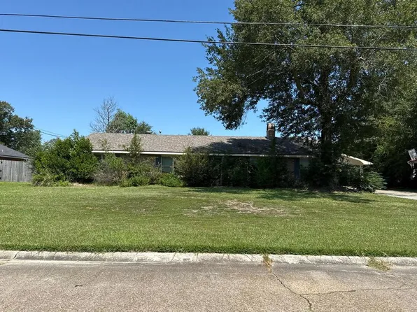 1902 Diane Dr, Sulphur, LA 70663