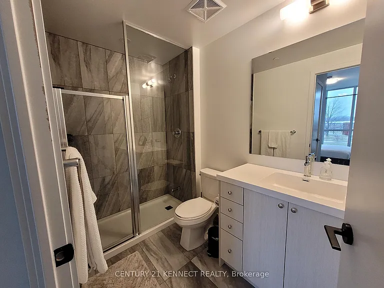 60 George Butchart Dr #Townhouse 2-2 — Photo 23