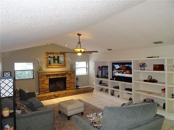 5th image of 2711 Saint Cloud Oaks Dr