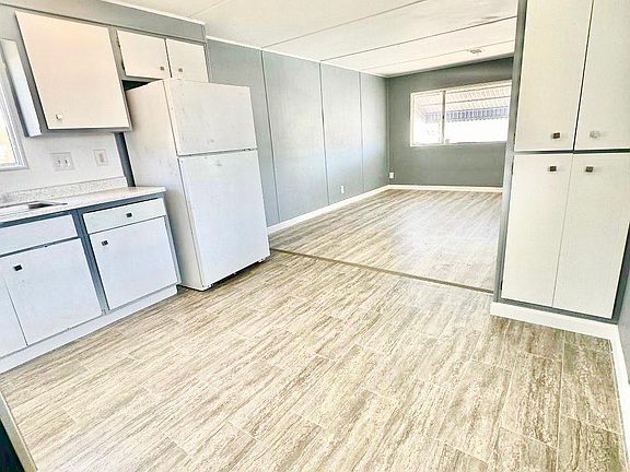 5th image of 1481 Palm St Unit 405