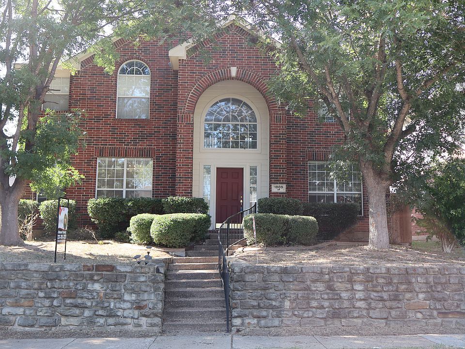 1st image of 1809 Hollow Creek Ct