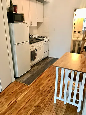 Rented by Newcastle Realty Services | media 11