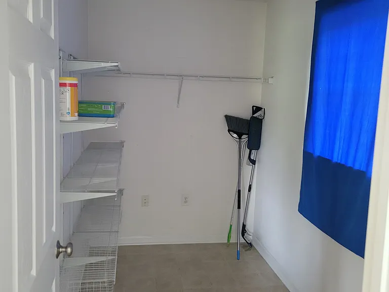 110 Amethyst Dr — Photo 32