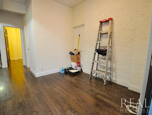 Rented by REAL New York | media 47