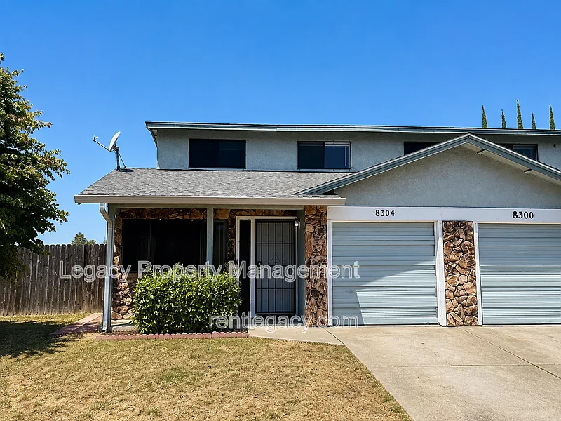 2 bed, 2.0 bath, 1113 sqft, $1,995 — Photo 2