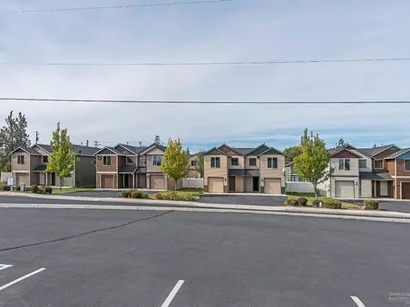 2259 SW 22nd St, Redmond, OR 97756