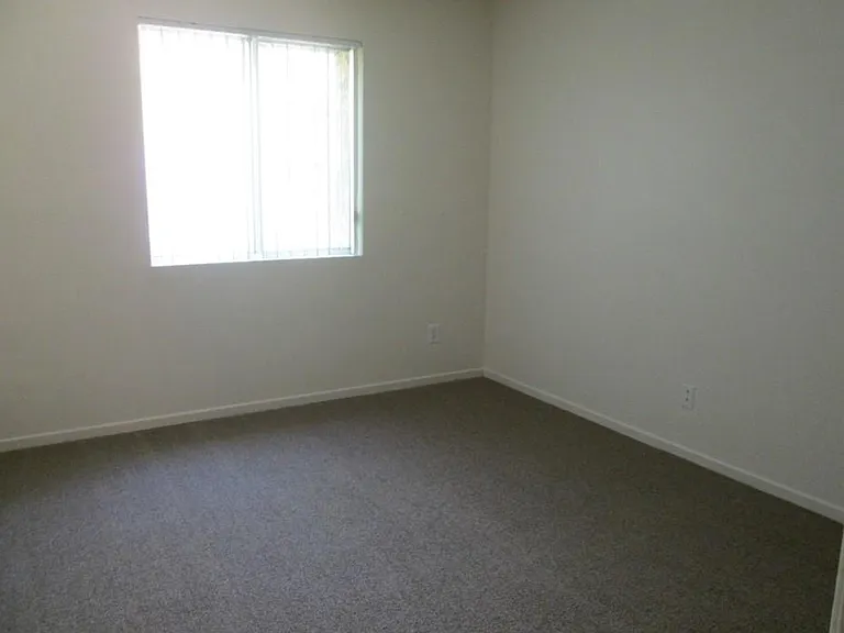 Eastridge Apartments — Photo 47