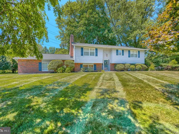 1600 Wildwood Dr, Fallston, MD 21047