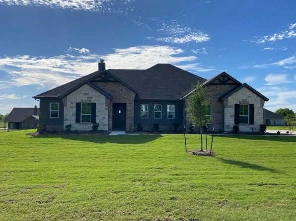 114 Hillview Trl, Decatur, TX 76234