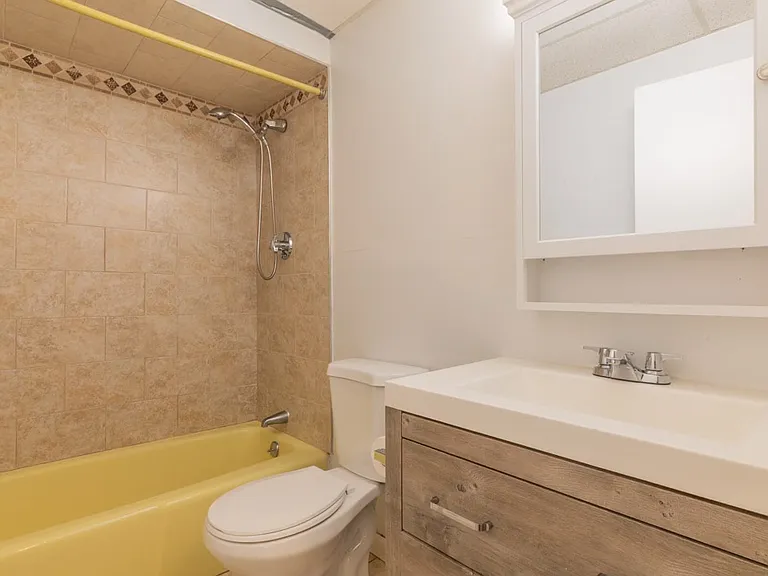 10 Josephine St #205 — Photo 7