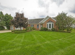 4076 Boulder Mdws NE, Belmont, MI 49306