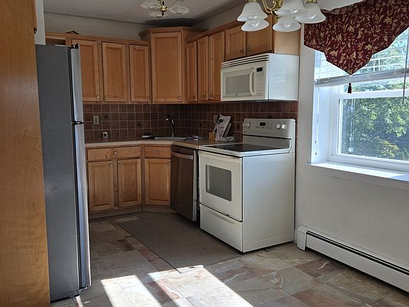 5th image of 199C N Beverwyck Rd APT 21
