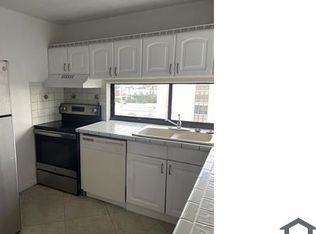 1821 NW 43rd St, Miami, FL 33142
