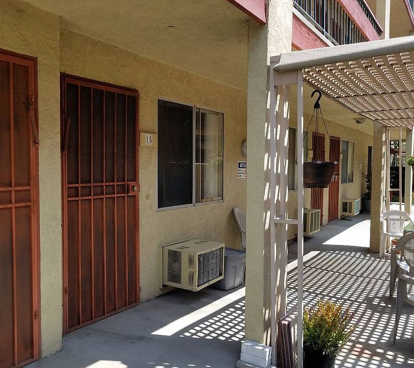 1st image of 4226 41st St #14