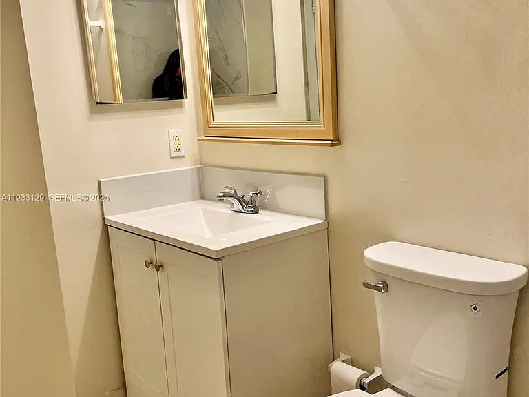 937 Coral Club Dr #937 — Photo 5