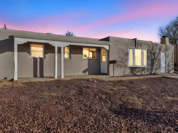 10005 Los Arboles Ave NE, Albuquerque, NM 87112