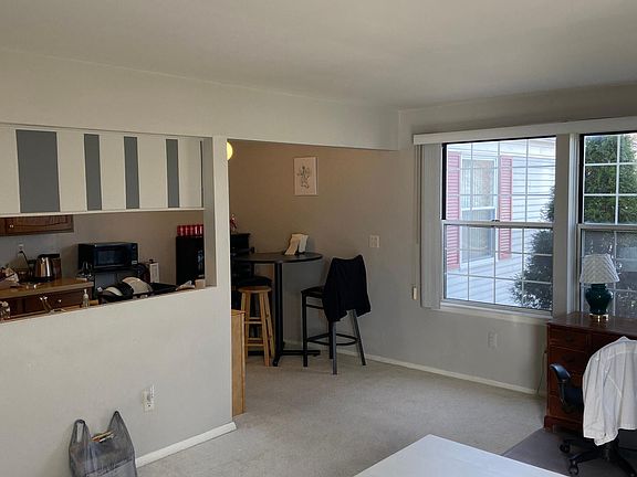 3rd image of 303 Neptune Dr