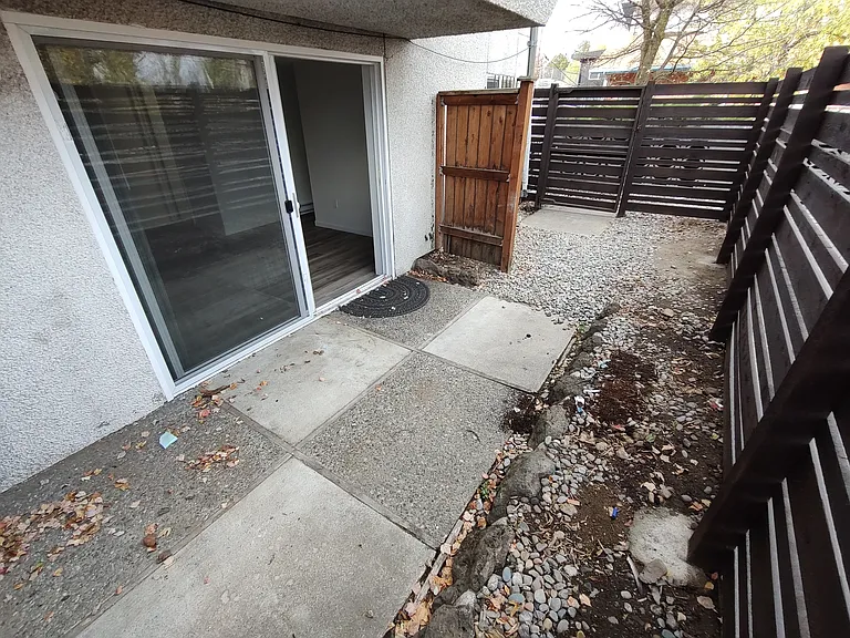 1622 W 7th Ave #1 — Photo 6