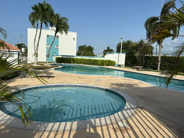 3 bed, 2.0 bath, 1140 sqft, $1,650 — Photo 4