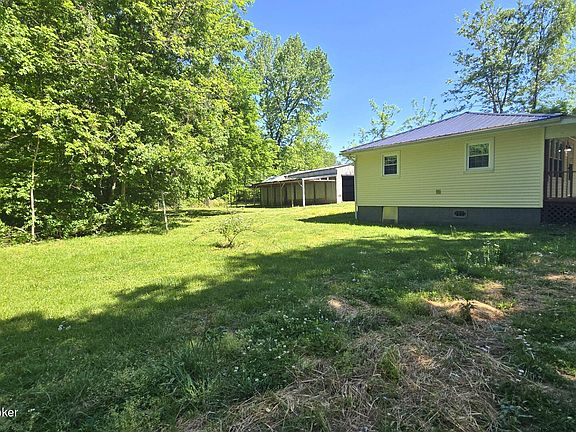 5th image of 6628 Greensburg Rd