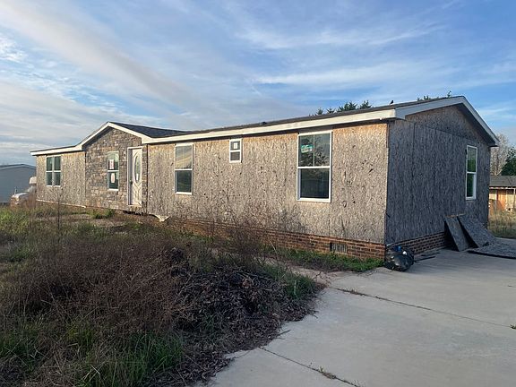 2nd image of 518 Hali Cir