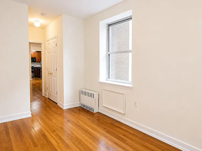 210 W 104th St #8E — Photo 5