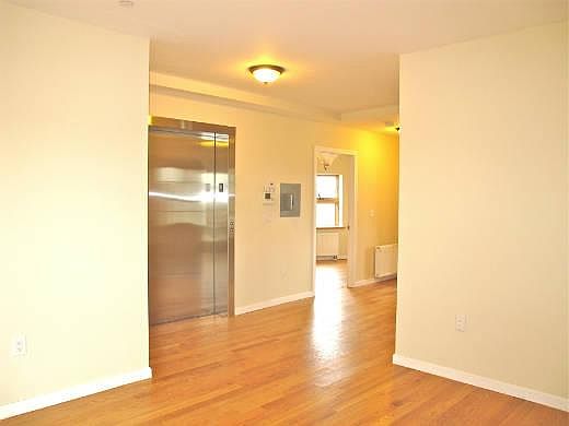 4th image of 35 N Henry St APT 6