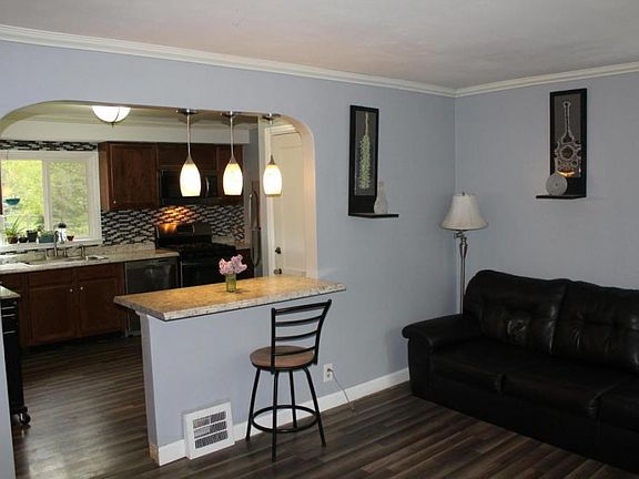 4th image of 1635 Lyola Ct