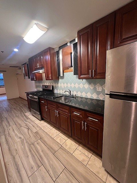 1st image of 1658 Sterling Pl #1A