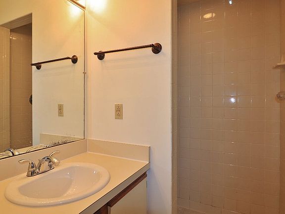 2219 1st St S, Jax Beach, 32250