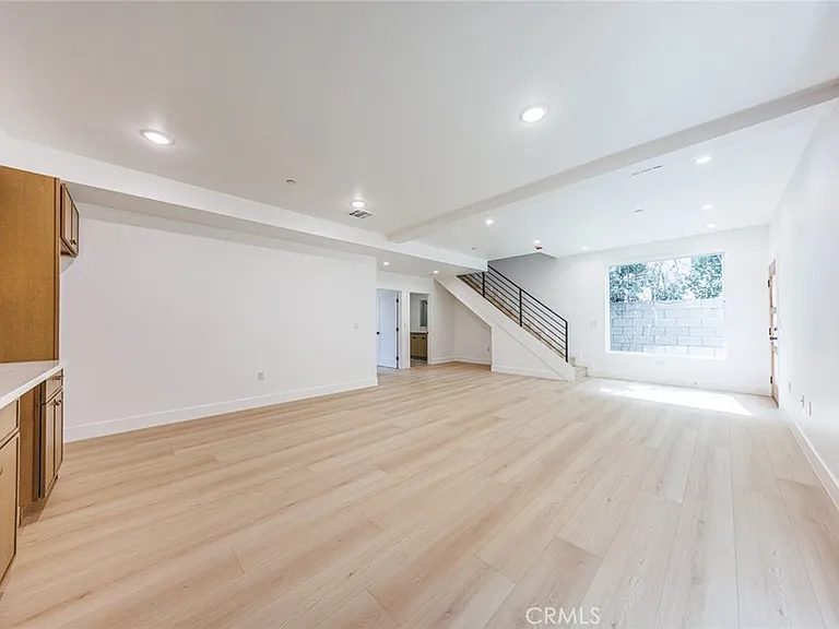 1065 S Corning St #C — Photo 12
