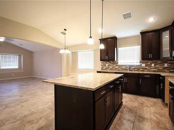 4th image of 13158 Cozy Cove Ave