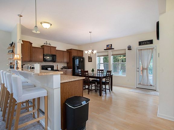 5th image of 5744 Attleberry Ave