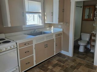 40 Lake St, Athol, MA 01331