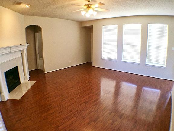 2nd image of 9608 Shelby Pl