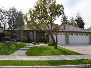 12507 Savonburg Dr, Bakersfield, CA 93312