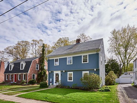2nd image of 33 Rosemore St