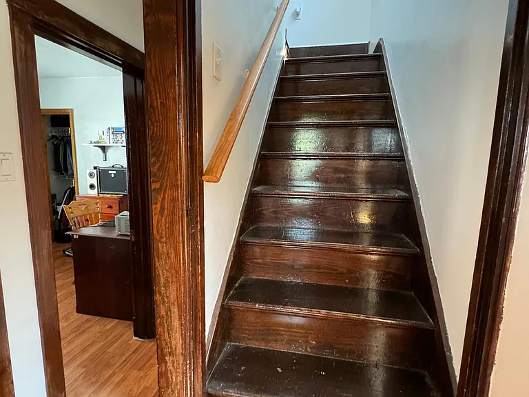 Steps to 2nd Floor