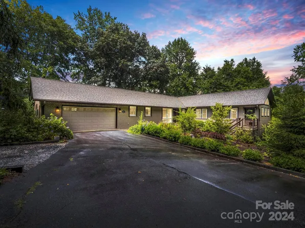 240 Grand Vista Ct, Hendersonville, NC 28739