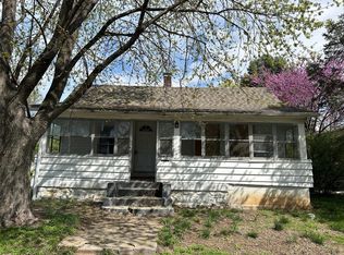 526 Bowman Ave, East Alton, IL