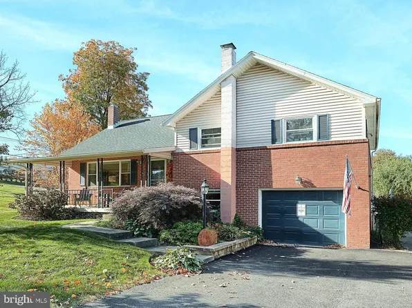 4159 Webster Dr, York, PA 17402