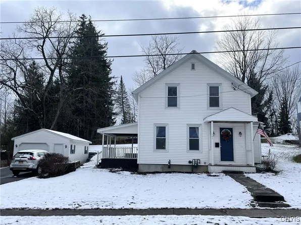 197 W Bacon St, Waterville, NY 13480
