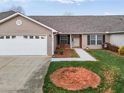 653 Huntingdon St, Elon, NC, 27244